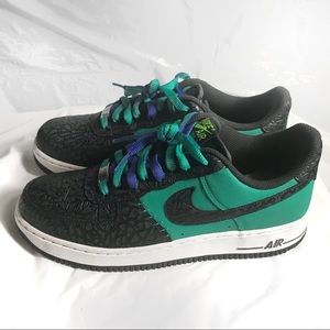 😲😍Black, Green, & Blue Nike Air Force 1 😲😍